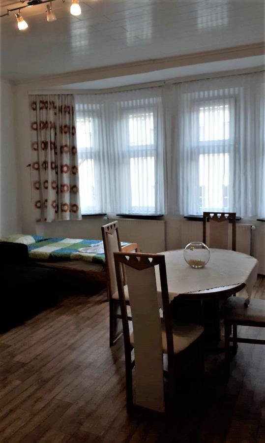 Monterwohnungen Santos-lerch * Viersen